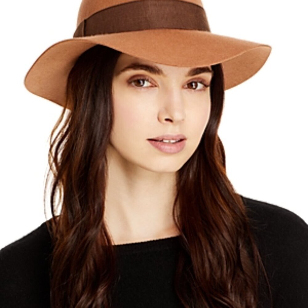 Bloomingdales Aqua Wool Hat 100% Exclusive Brown Camel Grosgrain Ribbon Italy